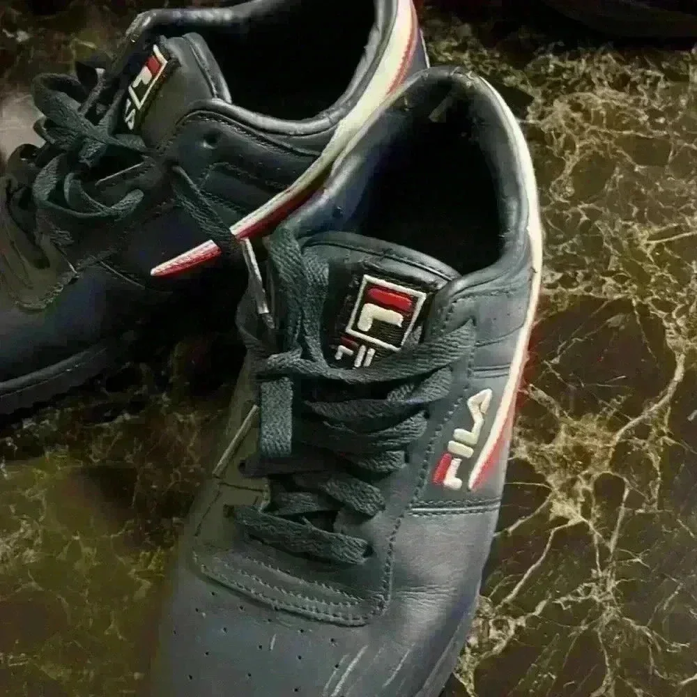 Fila shoes sneakers